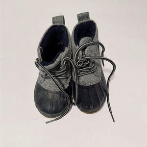 Sperry Kids Gray and Black Duck Boots